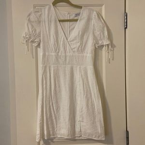 White puff sleeve mini dress